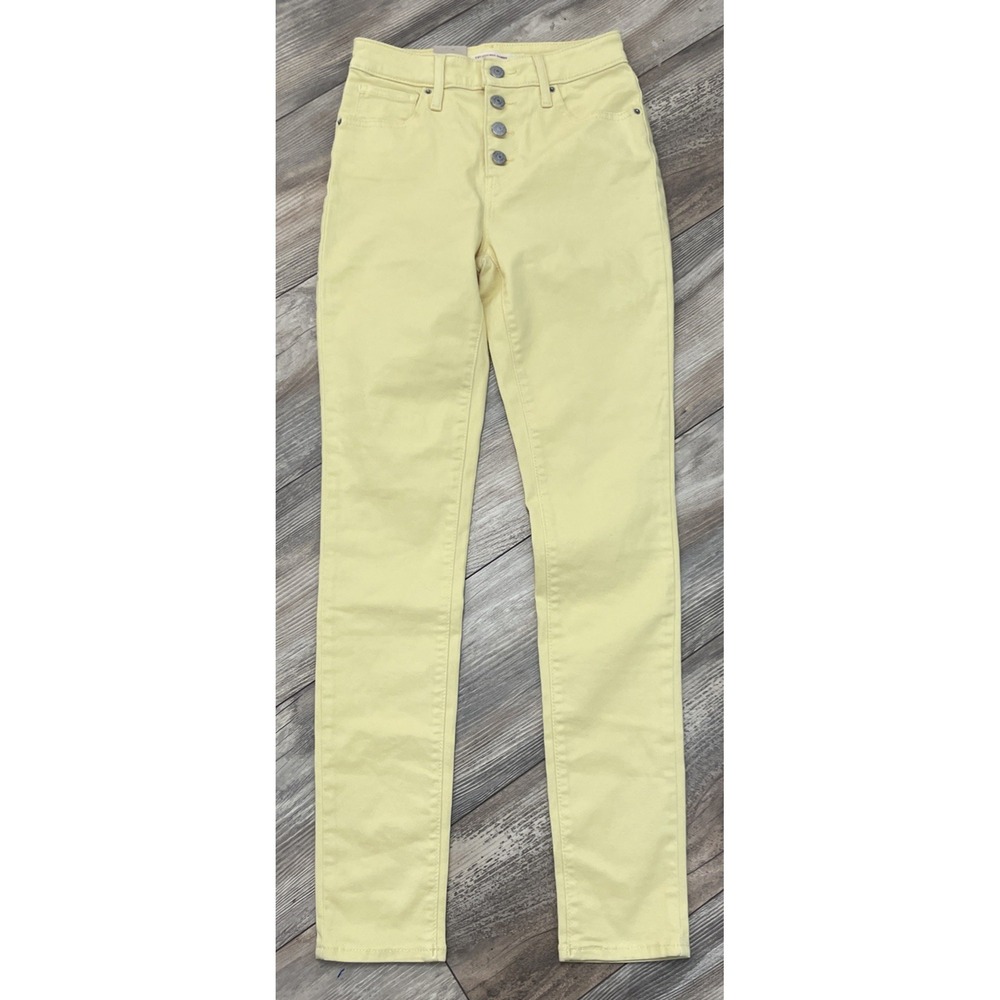 Levi's High Rise Slim Jeans in Pale Yellow